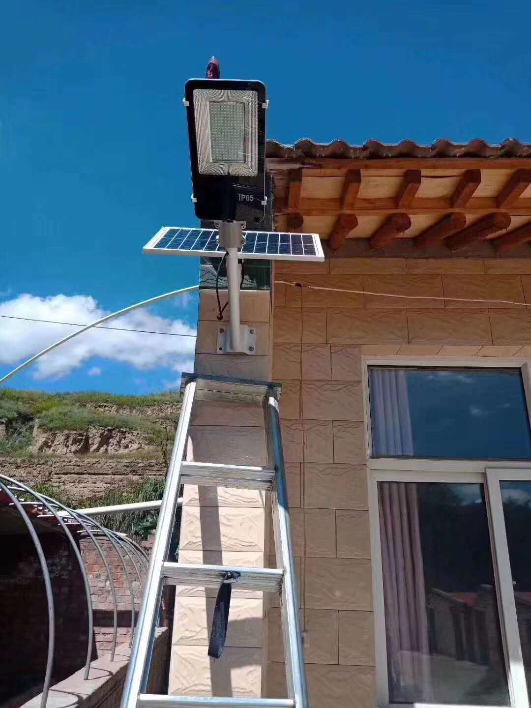 太阳能灯头安装