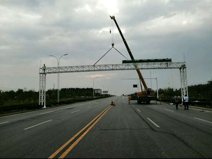 22米跨度龙门架