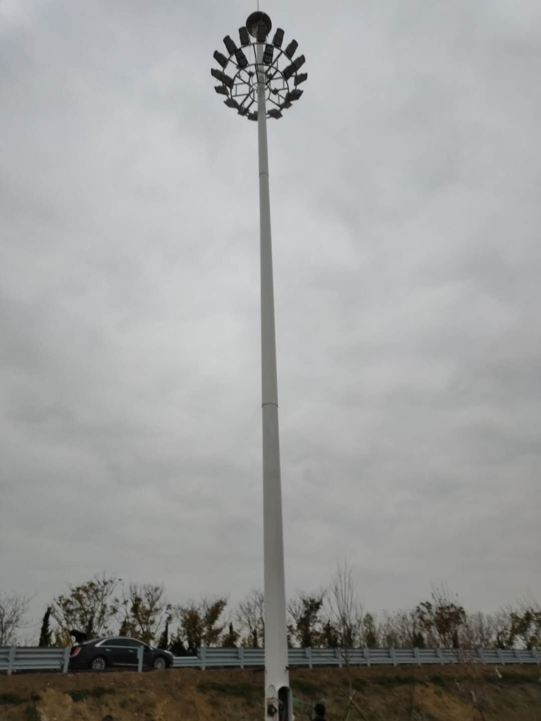 30米双层24灯头高杆灯